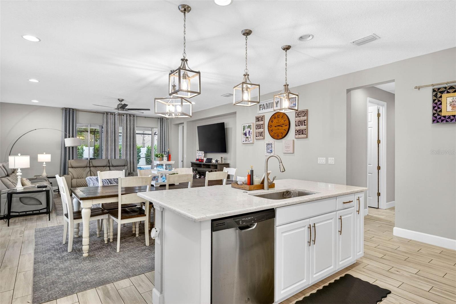 29894 CHAPEL CHASE DR, WESLEY CHAPEL, FL, 33545