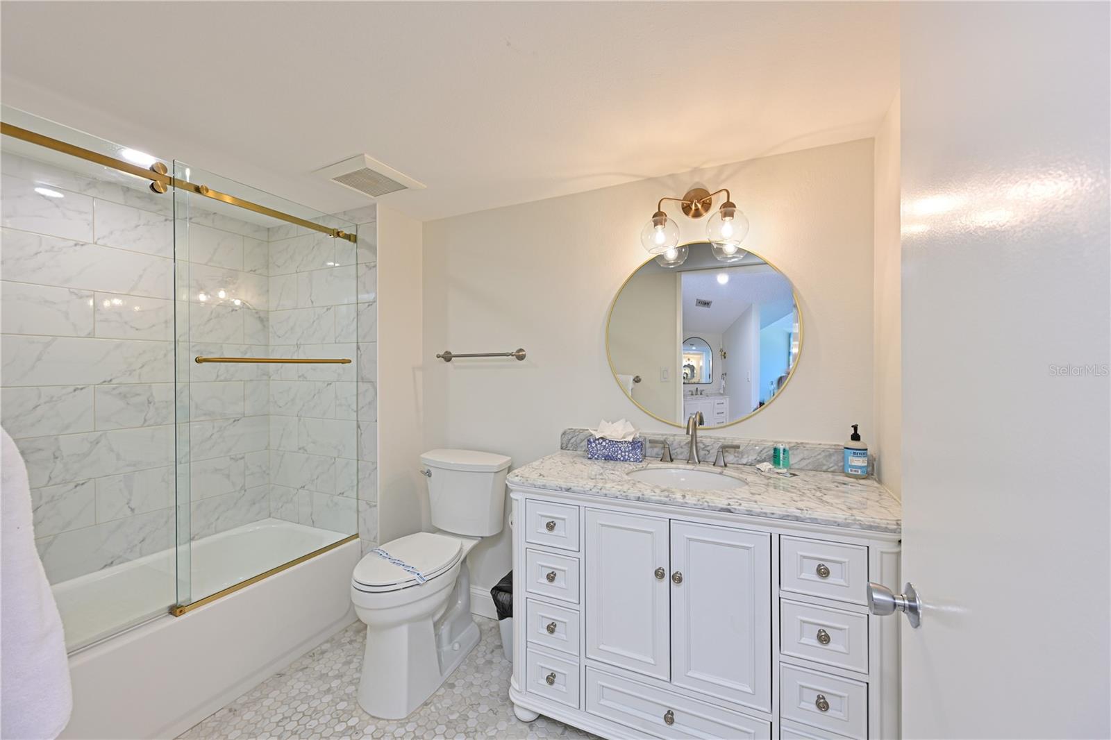 6287 MIDNIGHT PASS RD #201, SARASOTA, FL, 34242
