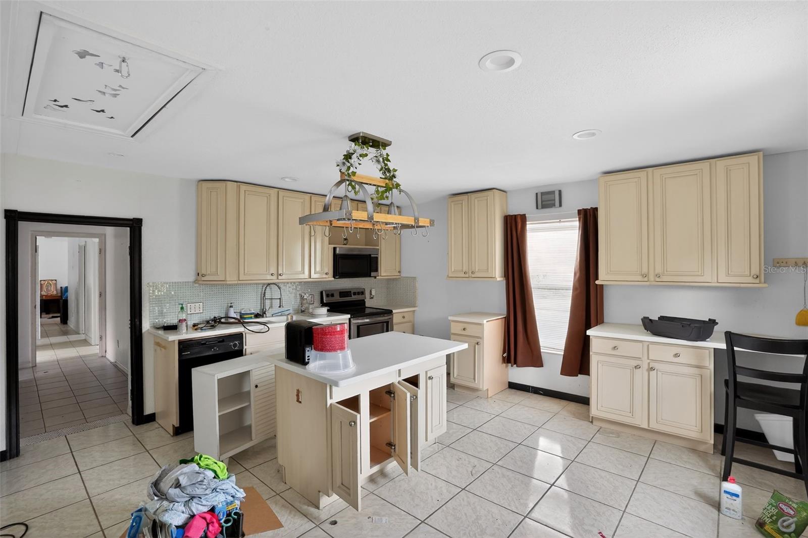 2760 39TH AVE NE, NAPLES, FL, 34120