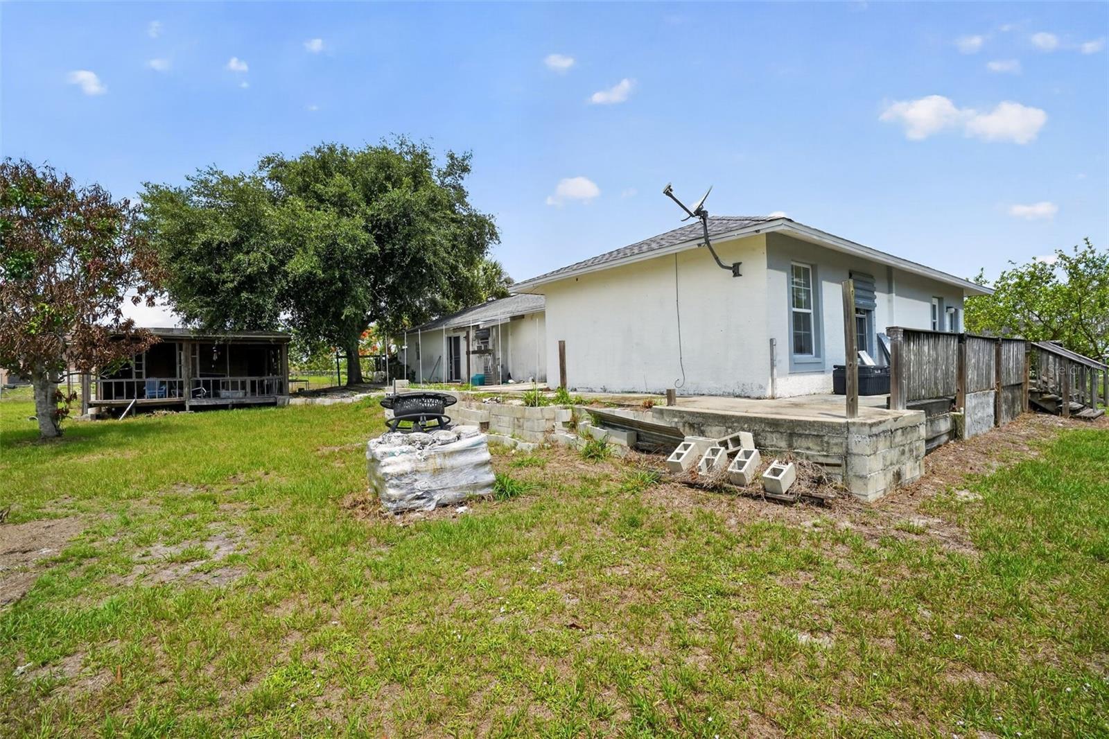 2760 39TH AVE NE, NAPLES, FL, 34120