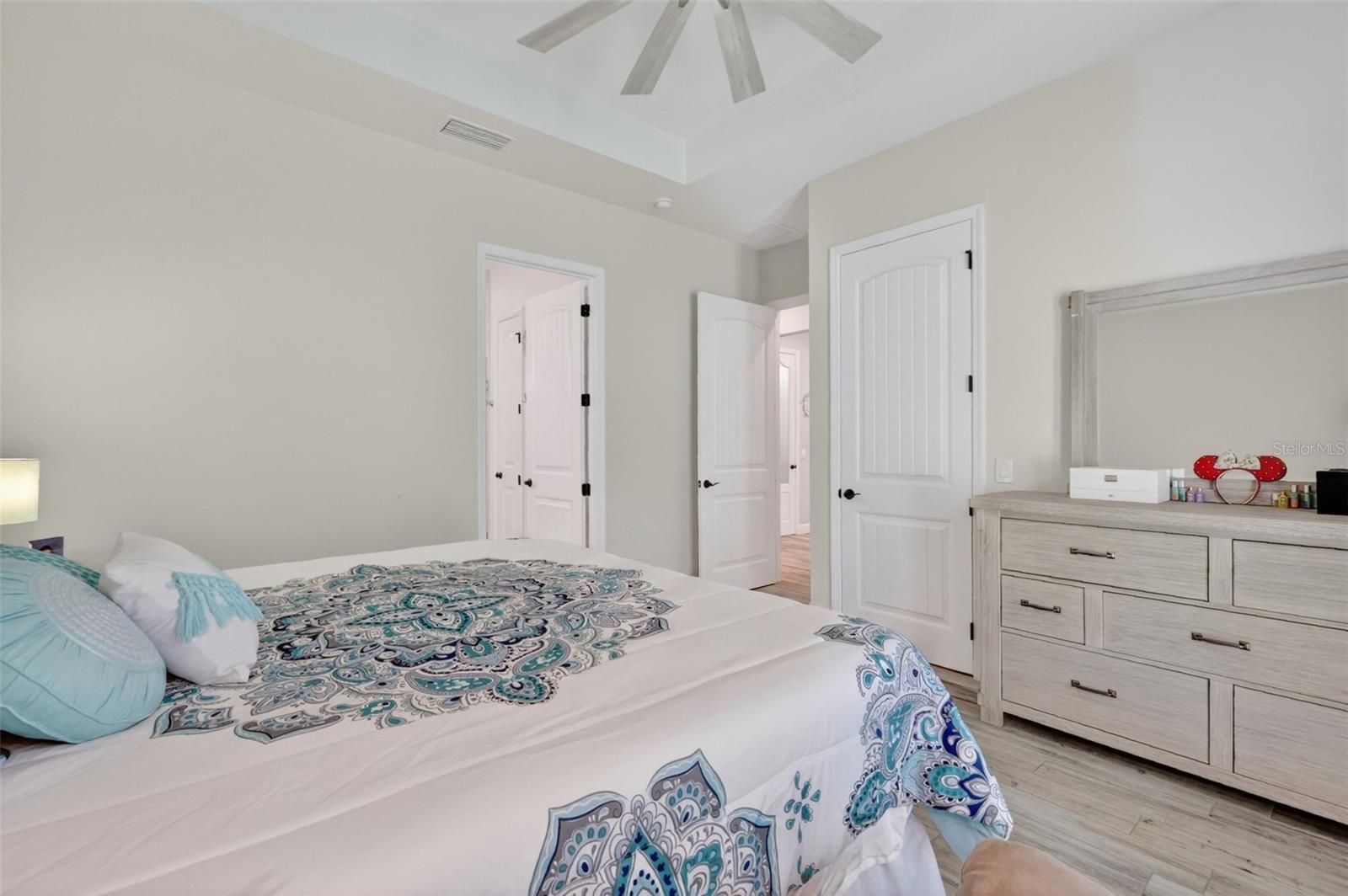 2075 COUNTY ROAD 243F, WILDWOOD, FL, 34785