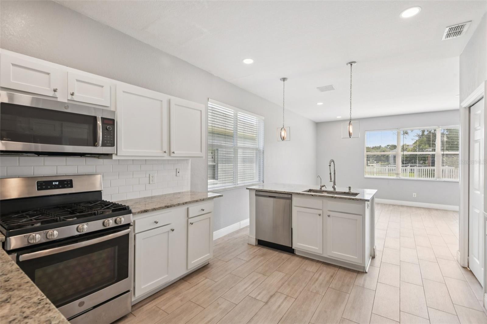 20721 WHITEWOOD WAY, TAMPA, FL, 33647