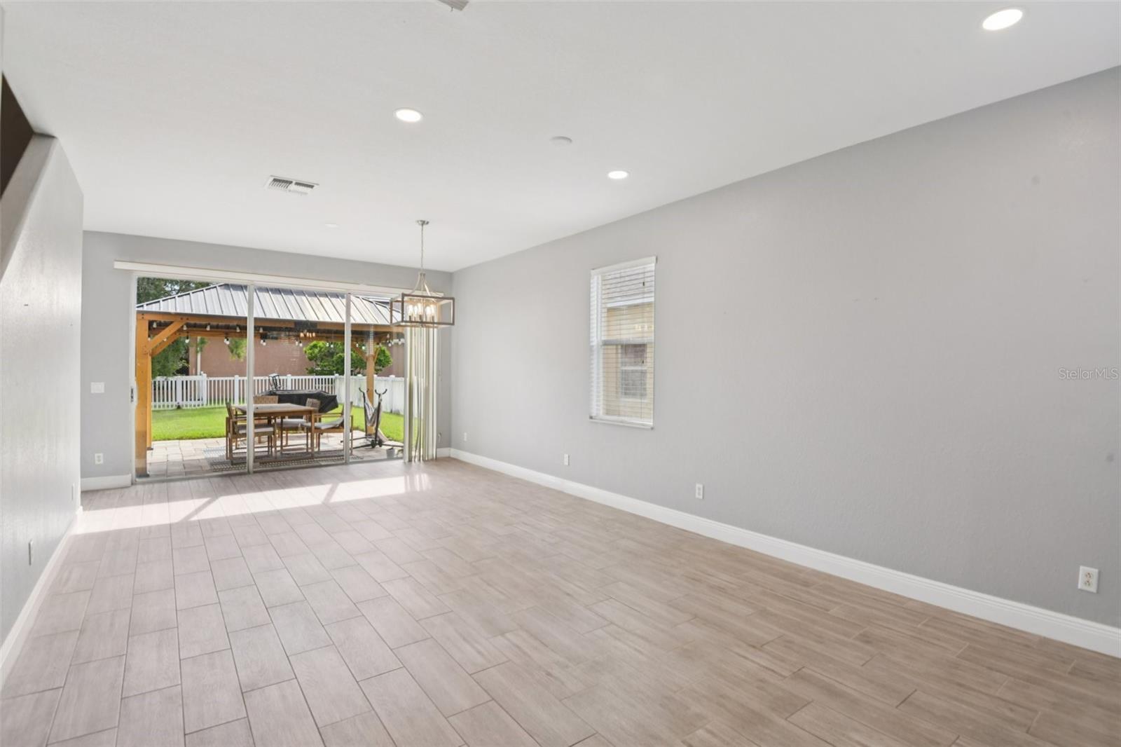 20721 WHITEWOOD WAY, TAMPA, FL, 33647