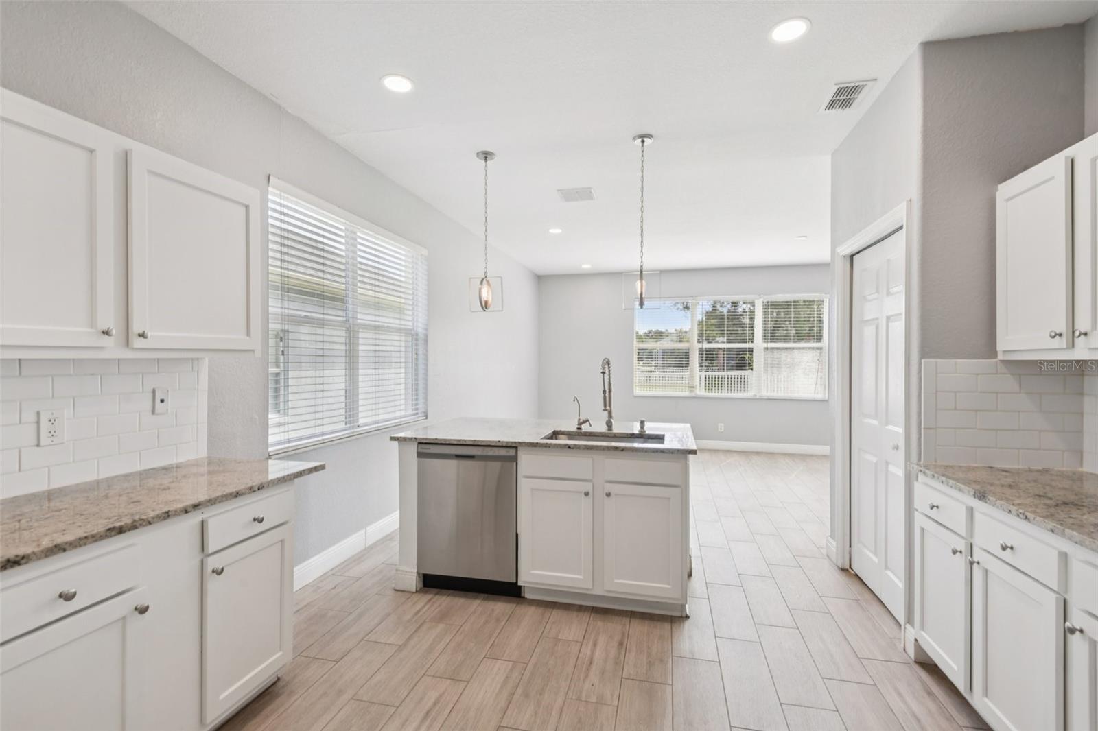 20721 WHITEWOOD WAY, TAMPA, FL, 33647