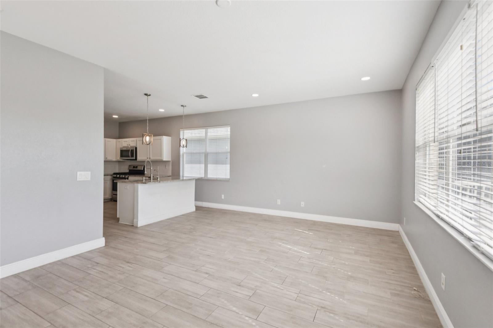 20721 WHITEWOOD WAY, TAMPA, FL, 33647