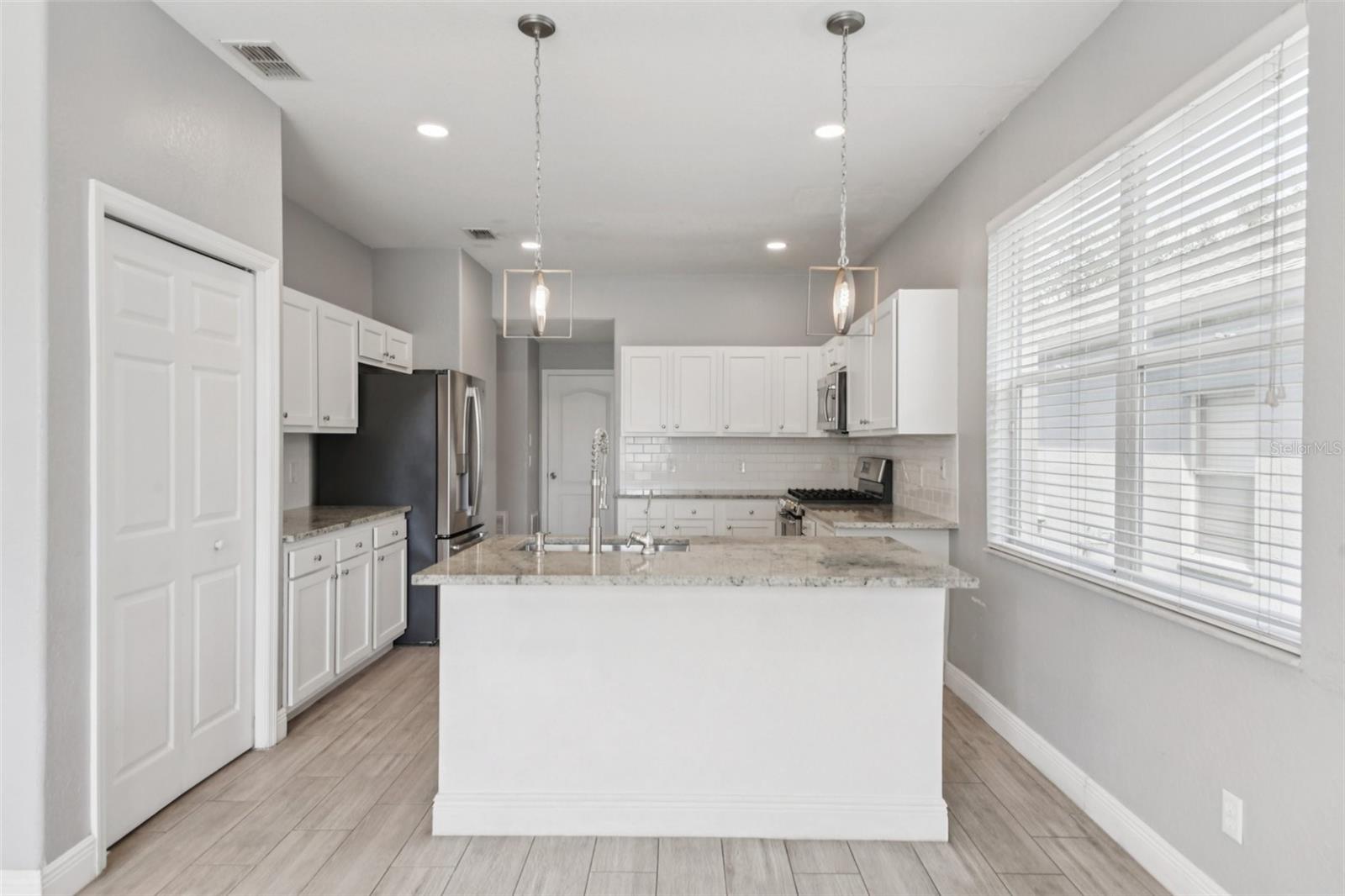 20721 WHITEWOOD WAY, TAMPA, FL, 33647