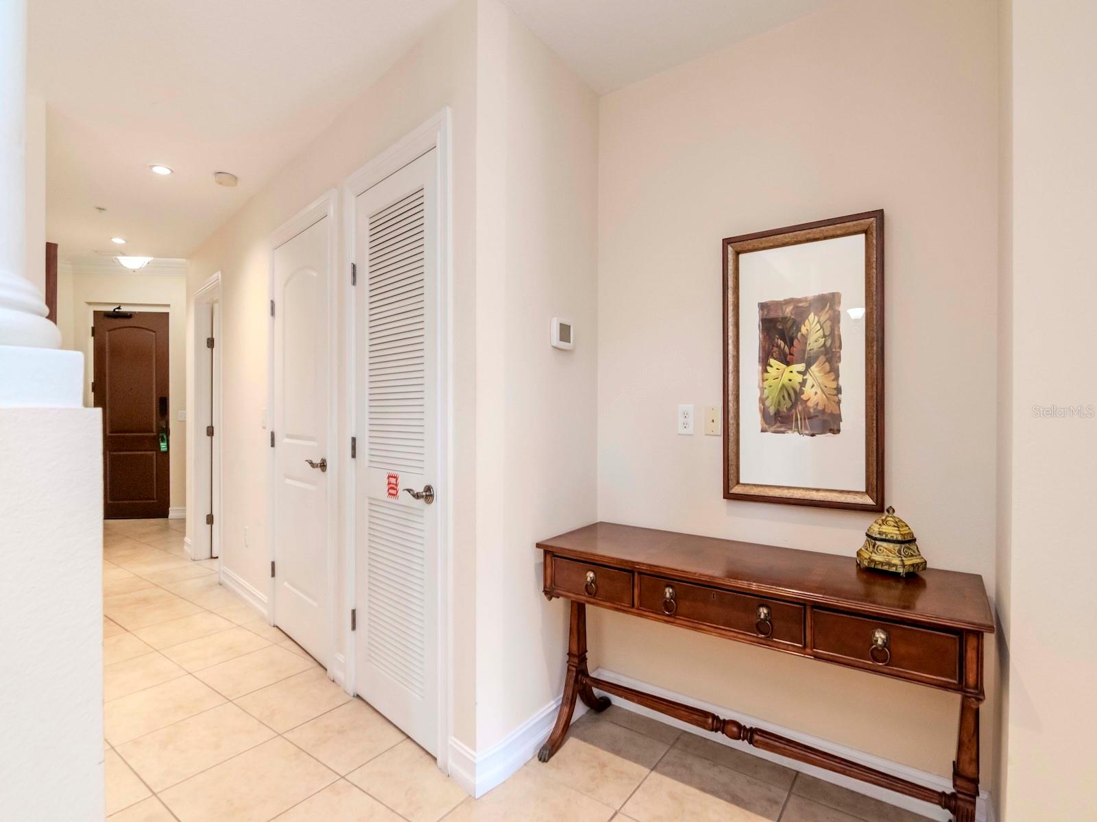 13941 CLUBHOUSE DR #102, TAMPA, FL, 33618
