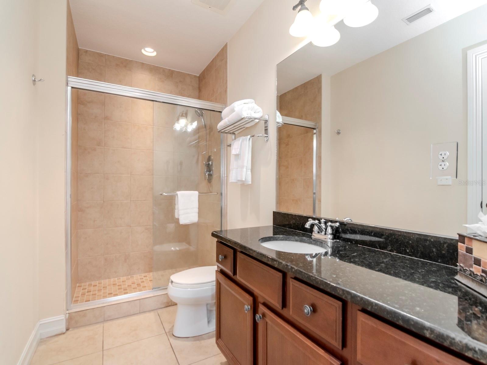 13941 CLUBHOUSE DR #102, TAMPA, FL, 33618