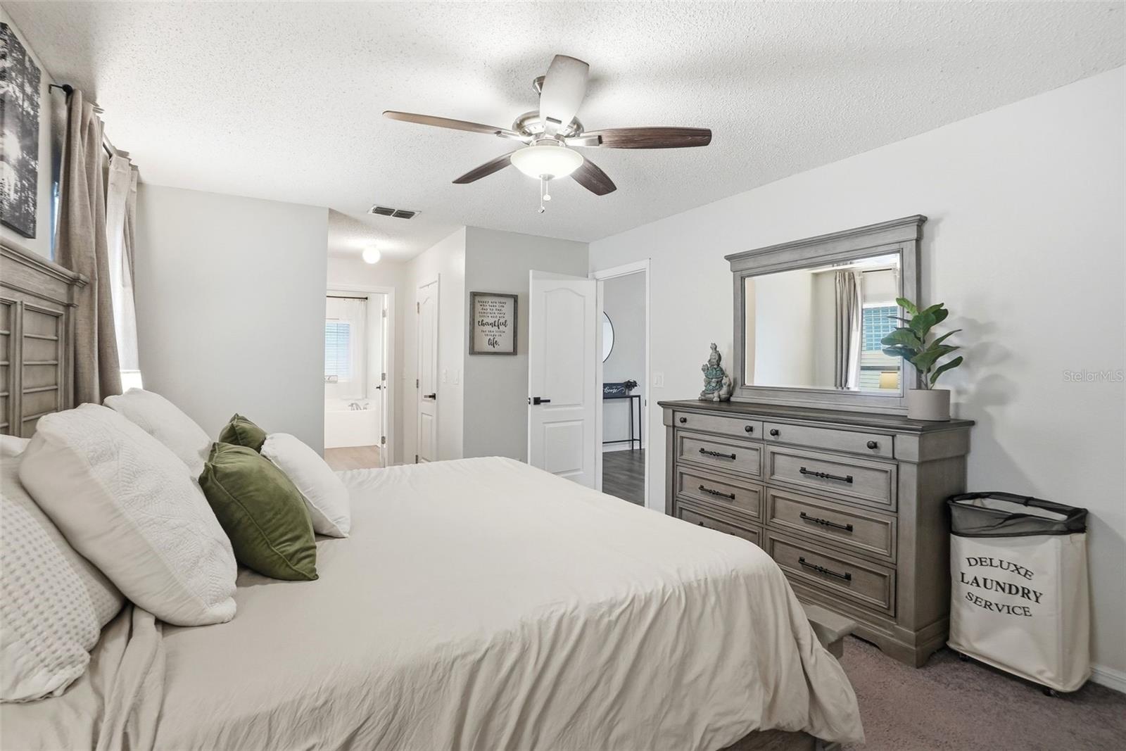1917 SOUTHERN OAK LOOP, MINNEOLA, FL, 34715