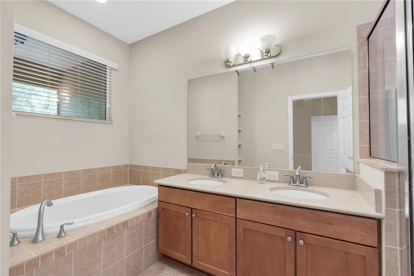 12670 SILVERDALE ST, TAMPA, FL, 33626