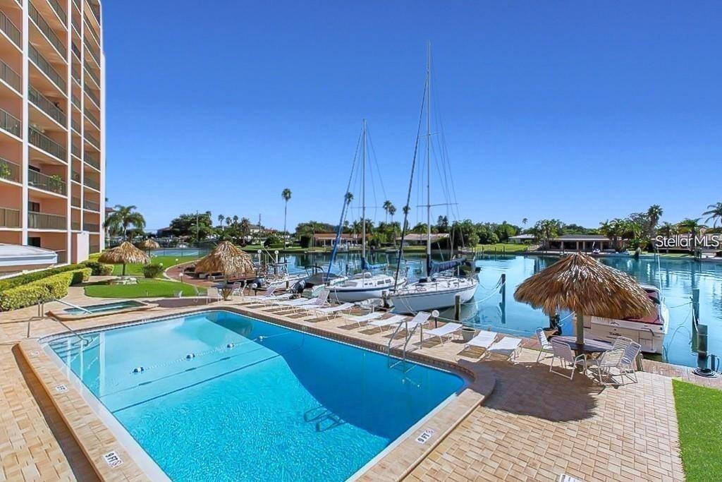 51 ISLAND WAY #104, CLEARWATER BEACH, FL, 33767