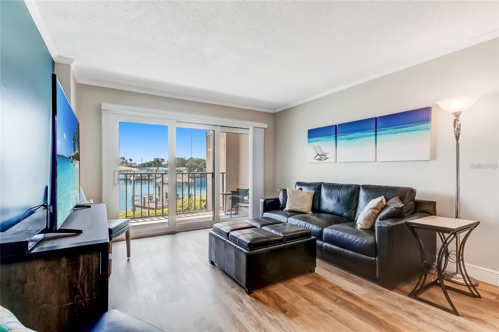 51 ISLAND WAY #104, CLEARWATER BEACH, FL, 33767