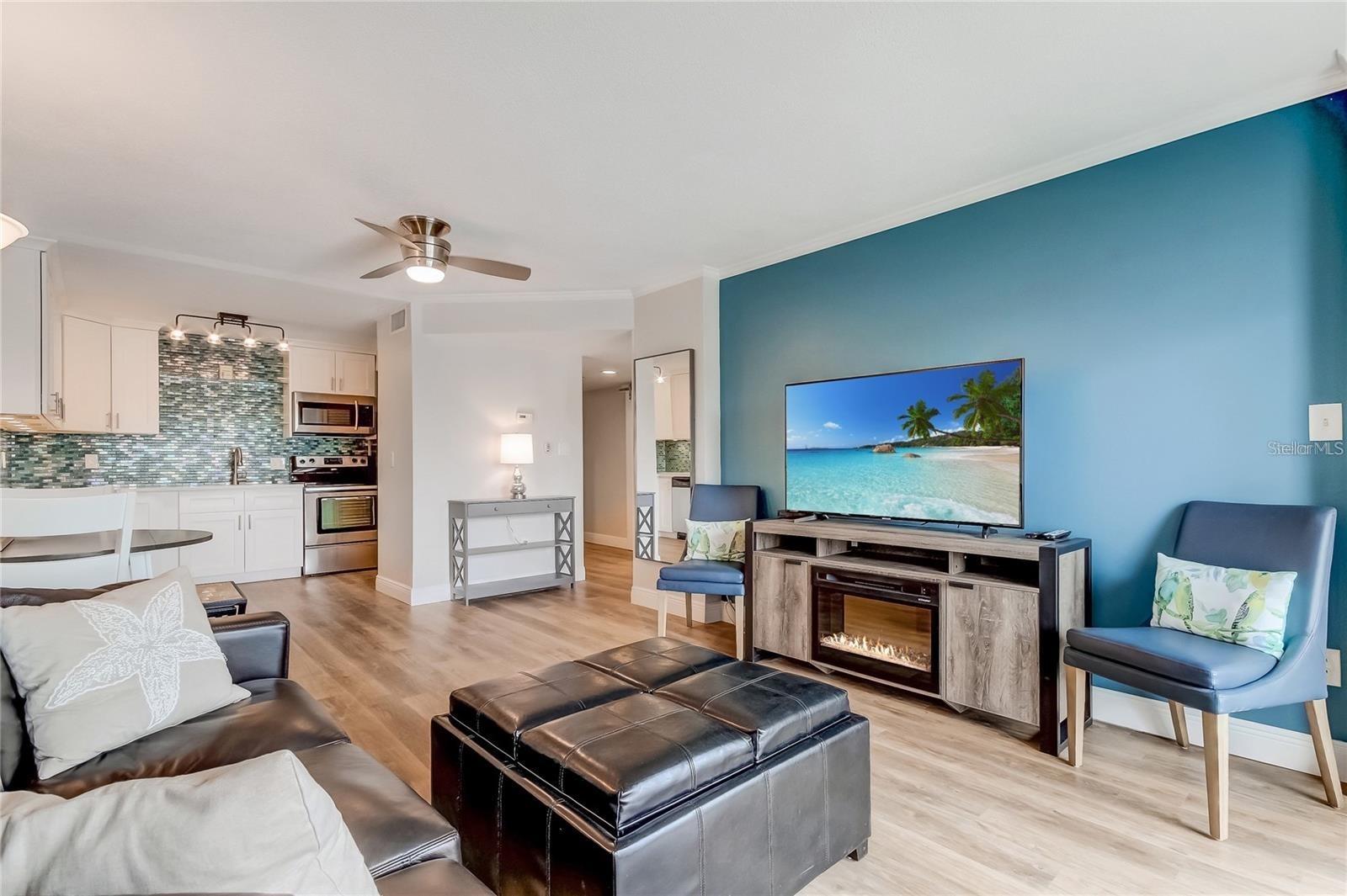 51 ISLAND WAY #104, CLEARWATER BEACH, FL, 33767