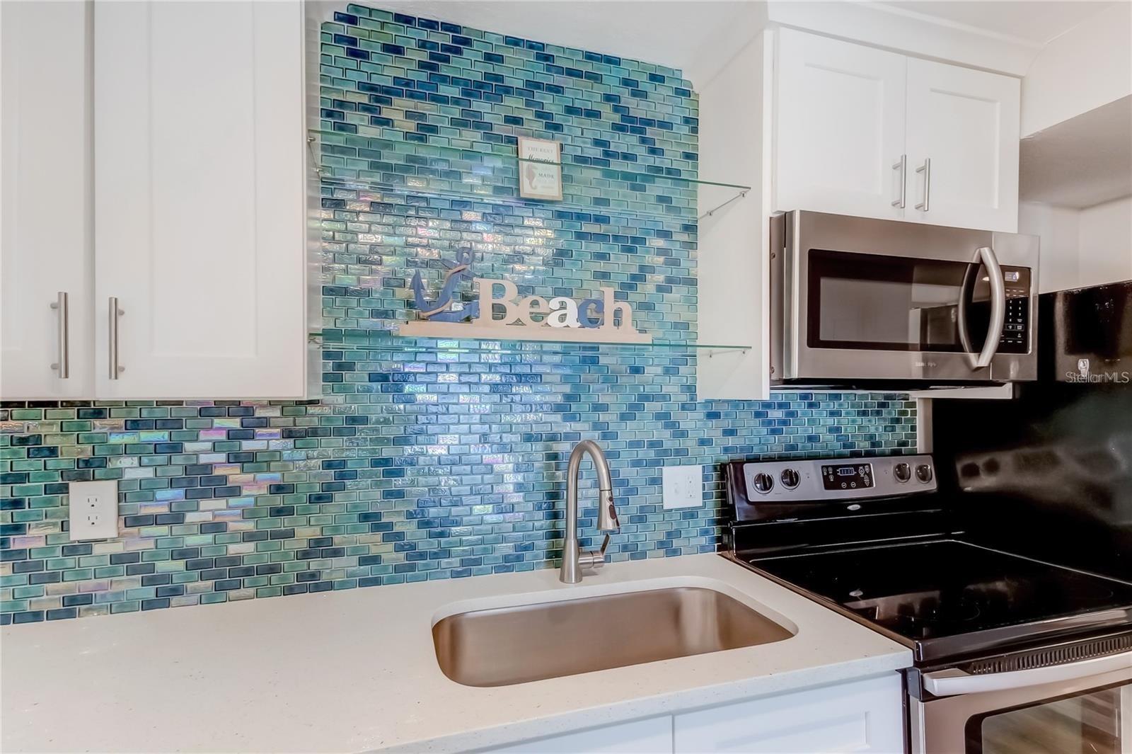 51 ISLAND WAY #104, CLEARWATER BEACH, FL, 33767