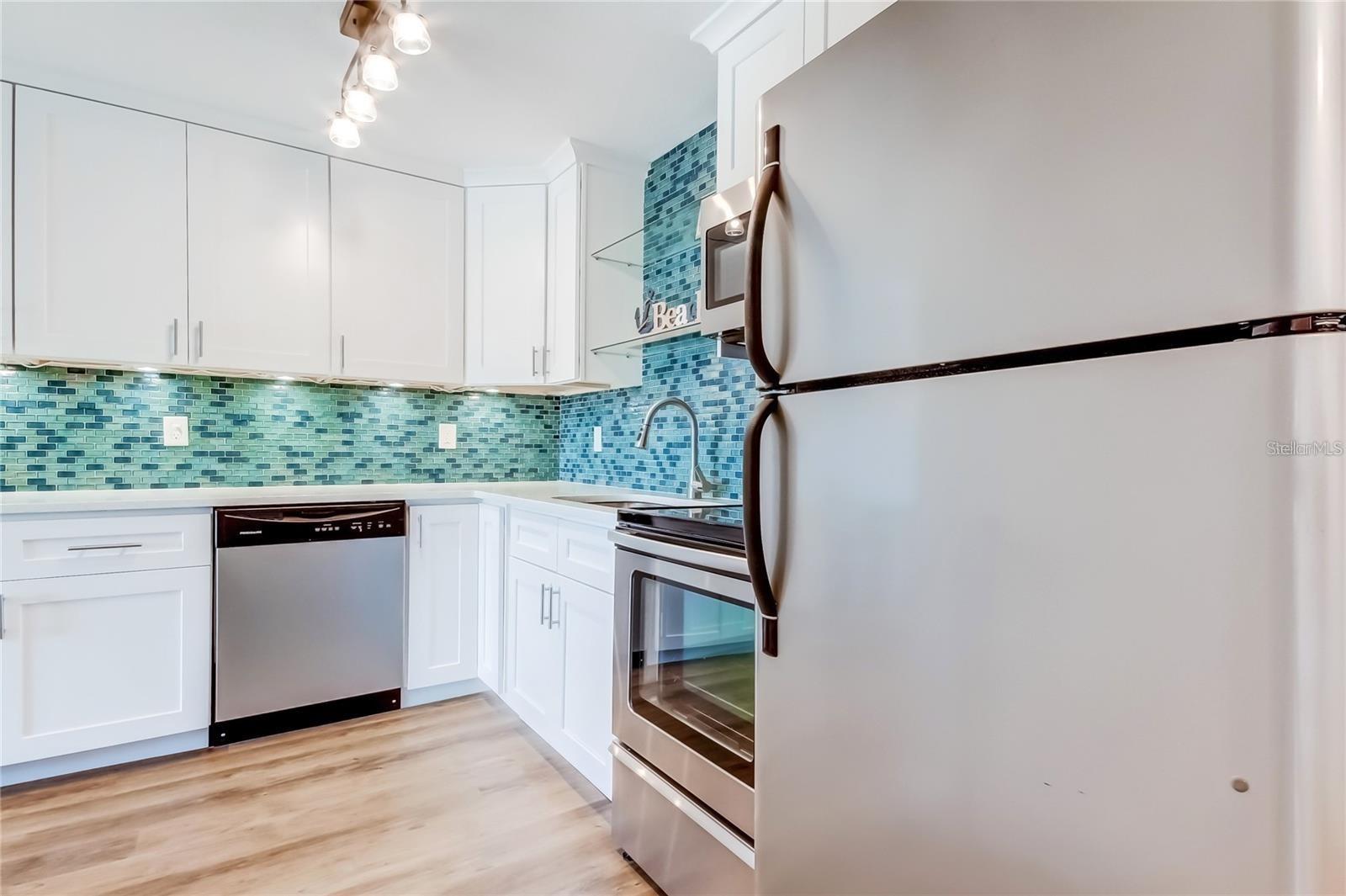 51 ISLAND WAY #104, CLEARWATER BEACH, FL, 33767