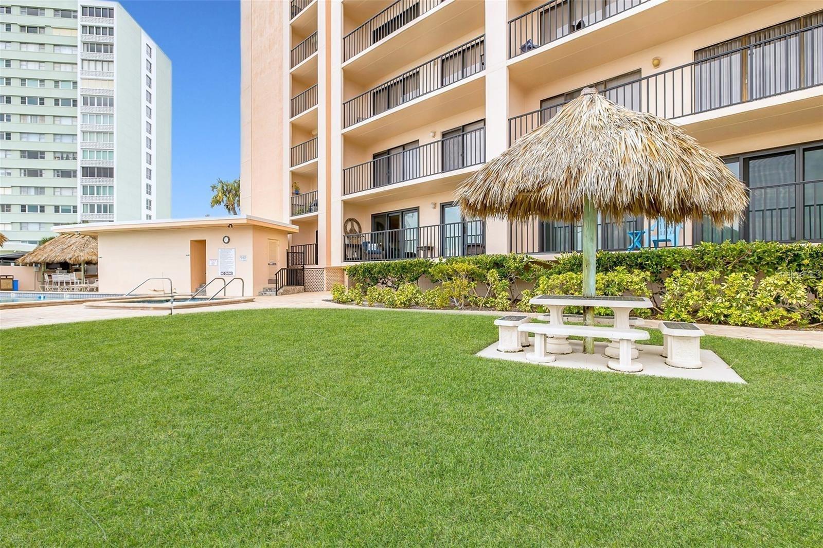 51 ISLAND WAY #104, CLEARWATER BEACH, FL, 33767