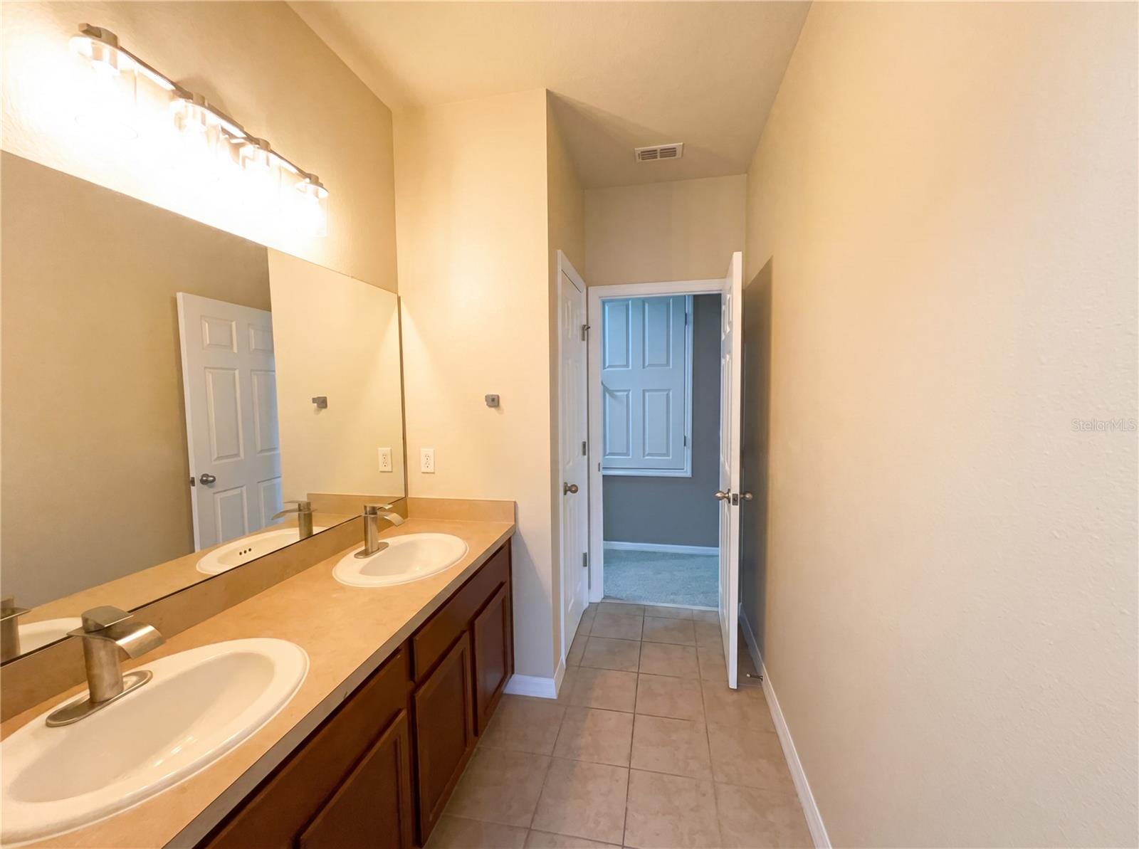 15130 OVATION DR, WINTER GARDEN, FL, 34787