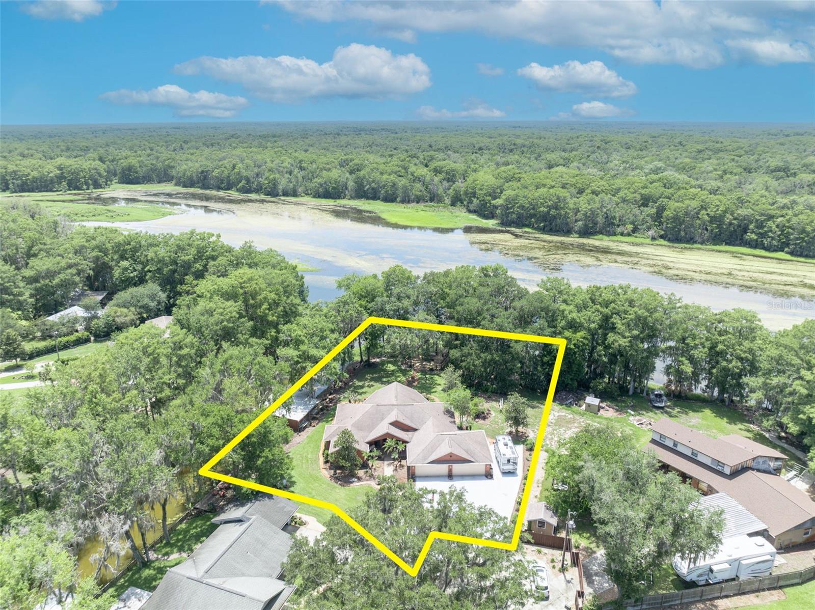 4885 CR 307, LAKE PANASOFFKEE, FL, 33538