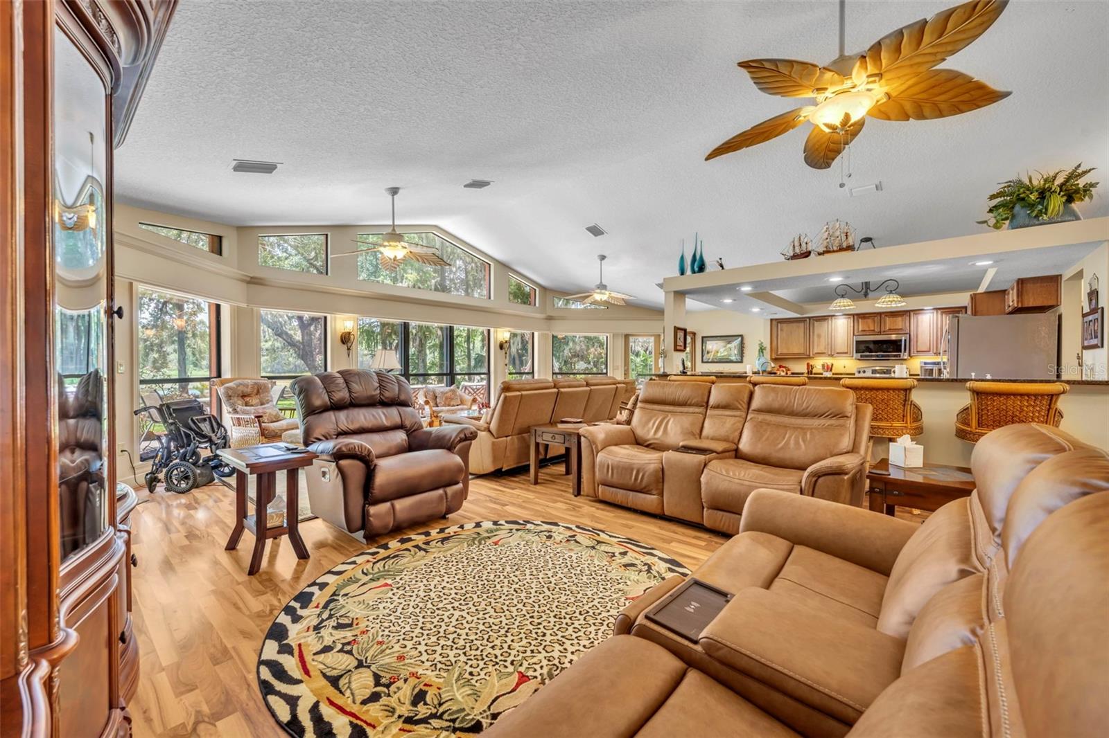 4885 CR 307, LAKE PANASOFFKEE, FL, 33538