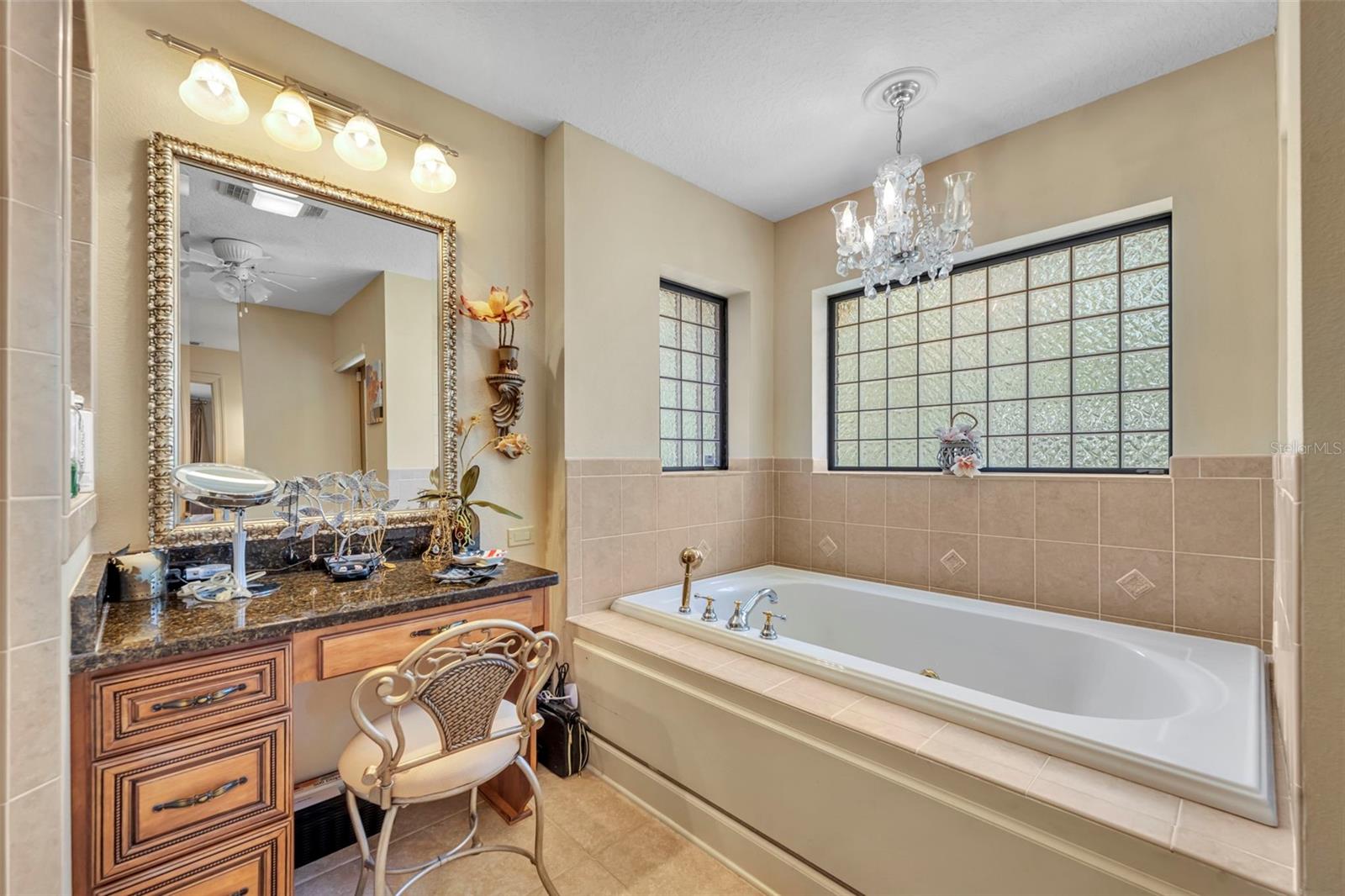 4885 CR 307, LAKE PANASOFFKEE, FL, 33538