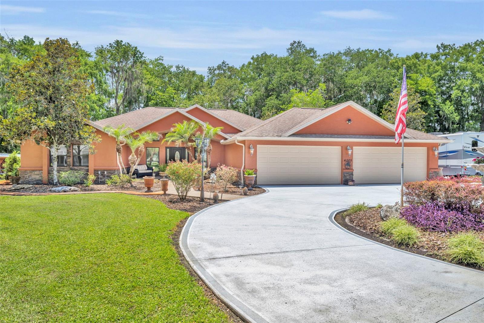 4885 CR 307, LAKE PANASOFFKEE, FL, 33538