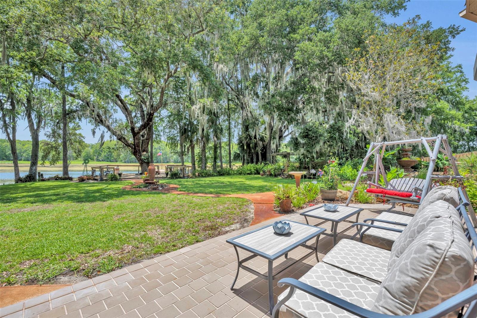 4885 CR 307, LAKE PANASOFFKEE, FL, 33538
