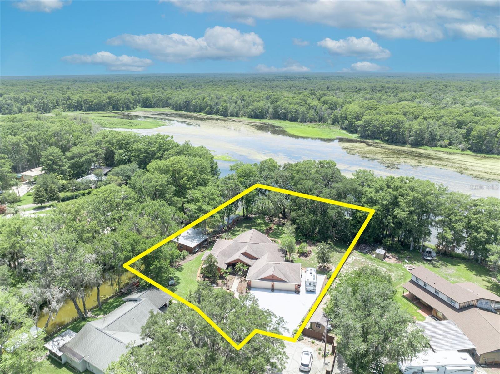 4885 CR 307, LAKE PANASOFFKEE, FL, 33538