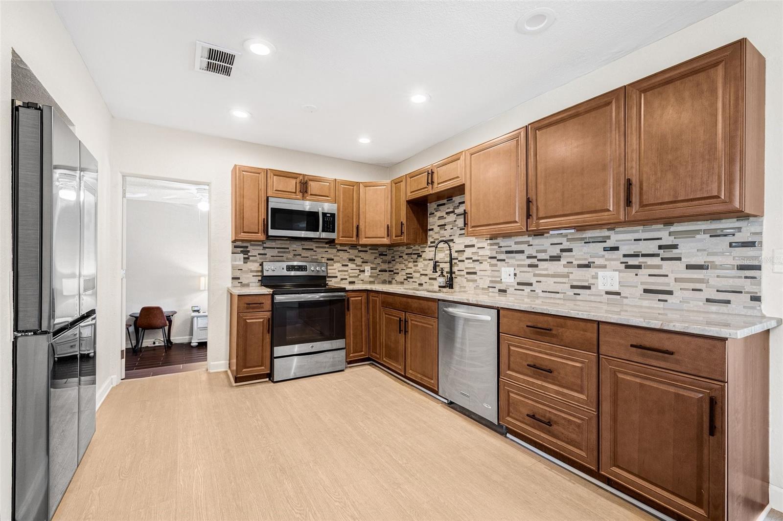 3301 9TH AVE N, ST PETERSBURG, FL, 33713