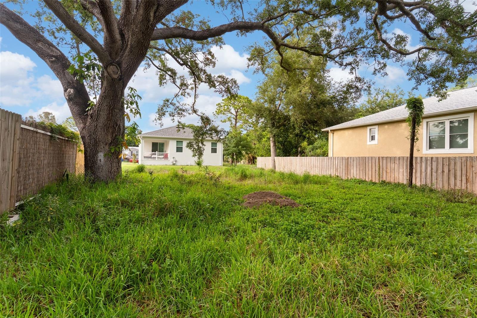 3233 LAUREL AVE, CLEARWATER, FL, 33762