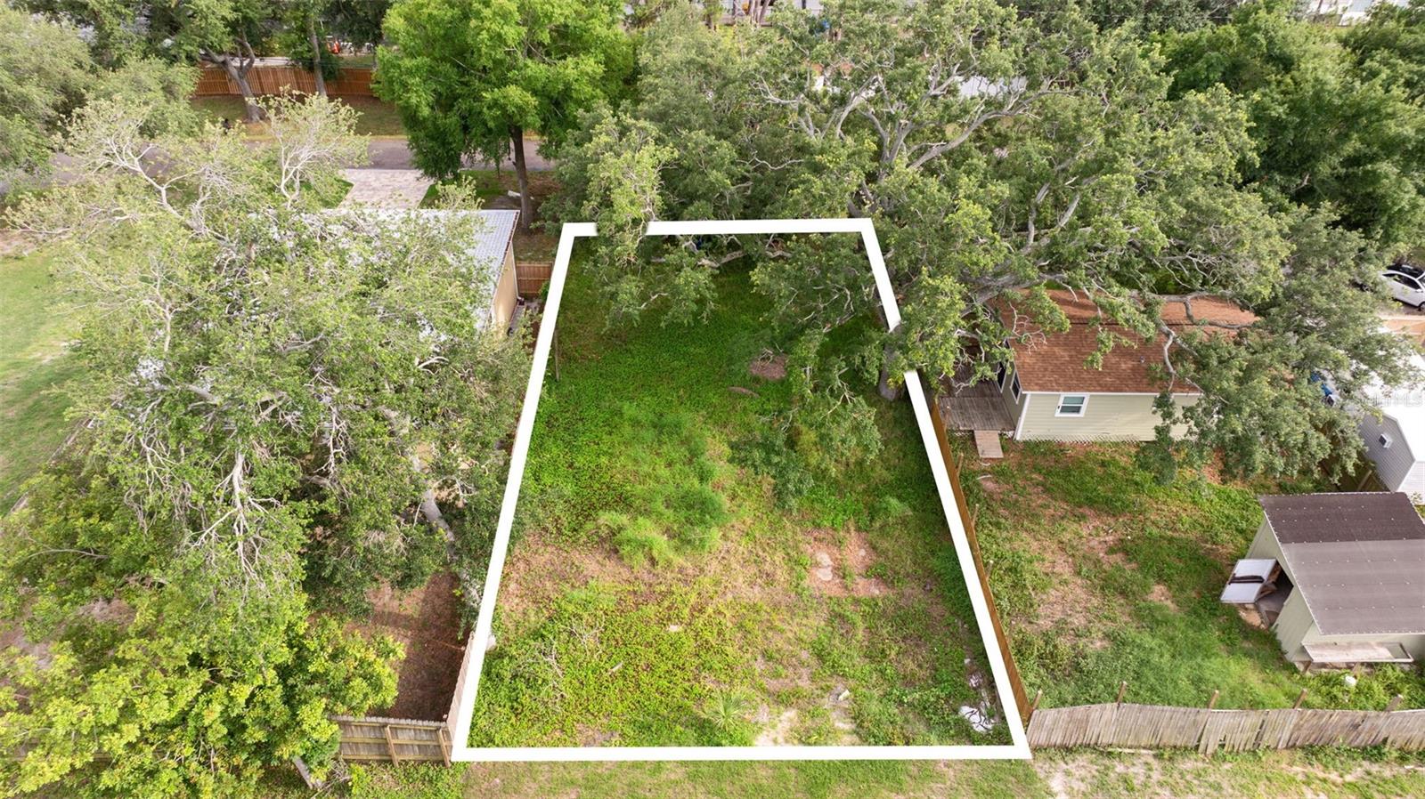 3233 LAUREL AVE, CLEARWATER, FL, 33762