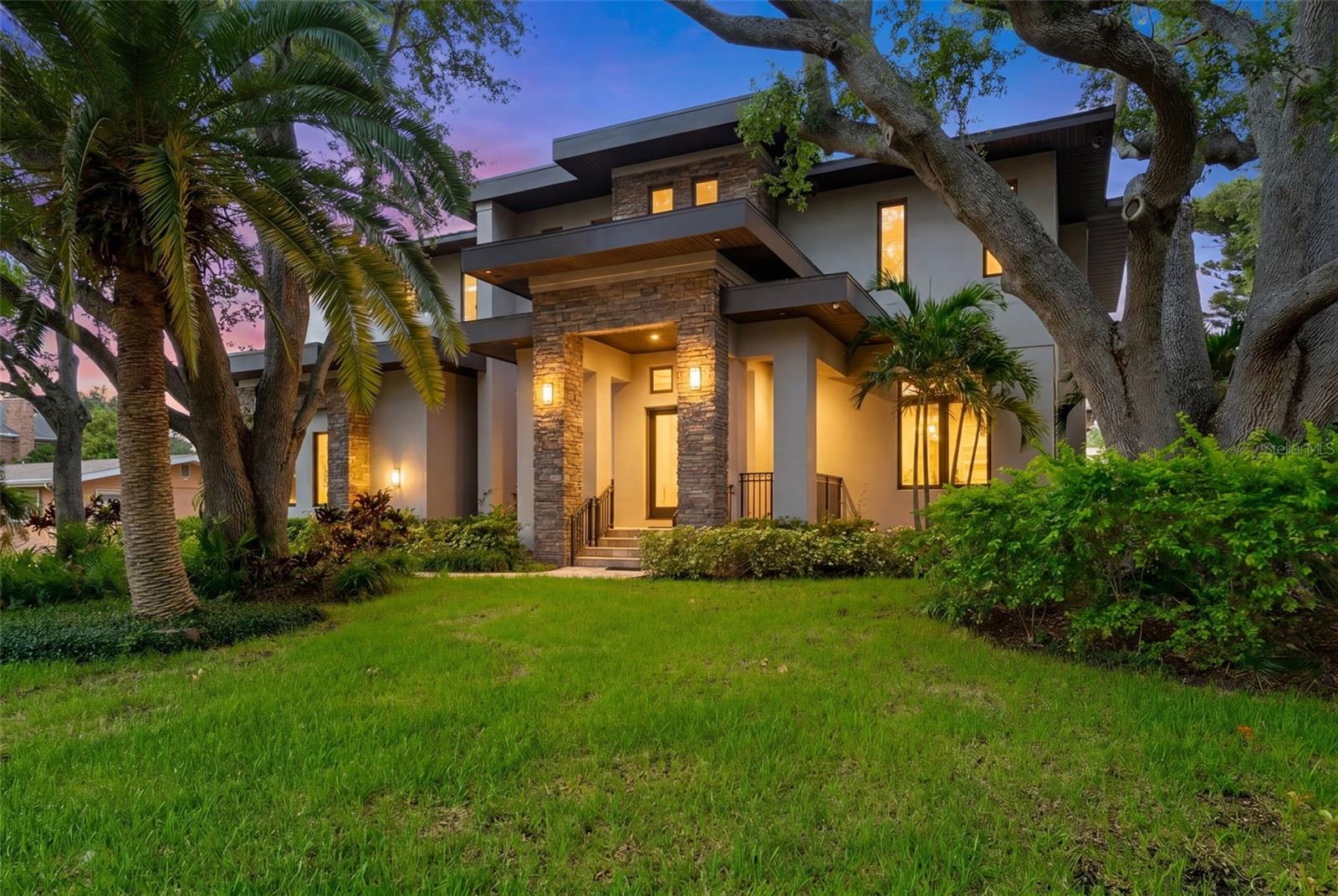 4905 W SPRING LAKE DR, TAMPA, FL, 33629