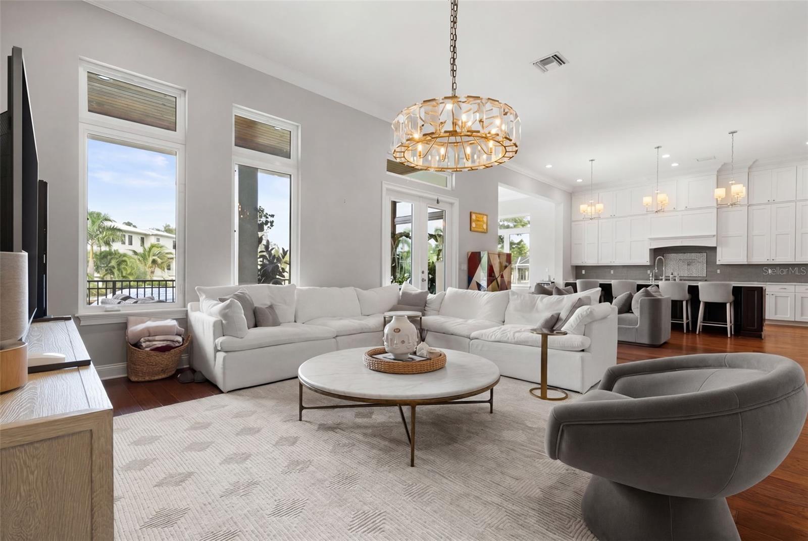 4905 W SPRING LAKE DR, TAMPA, FL, 33629