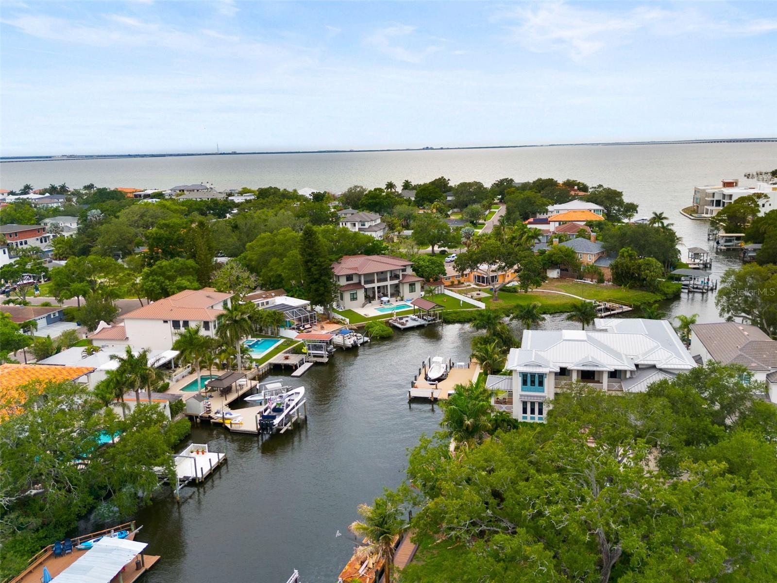 4905 W SPRING LAKE DR, TAMPA, FL, 33629