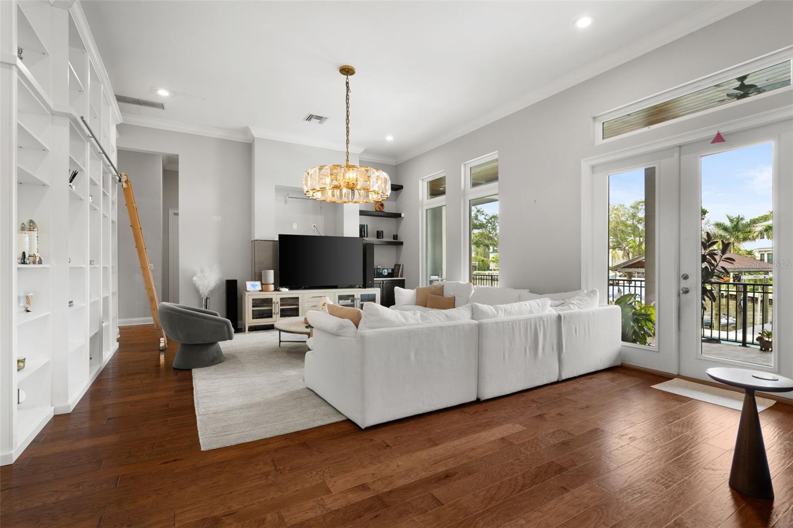 4905 W SPRING LAKE DR, TAMPA, FL, 33629