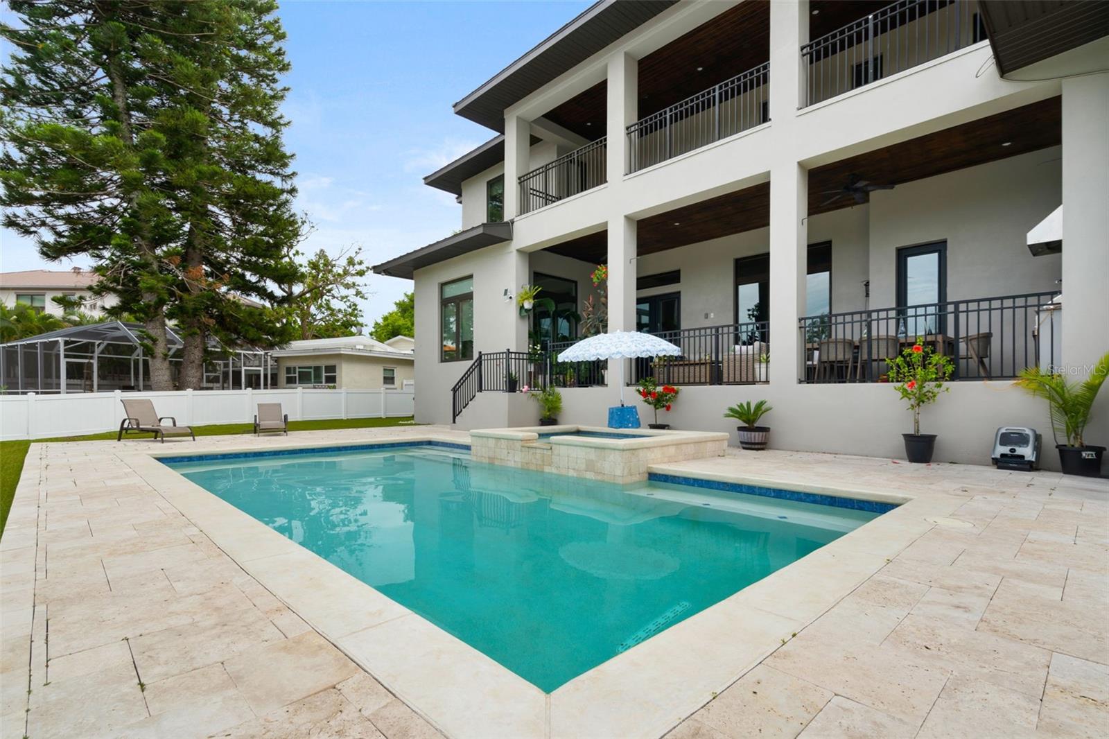 4905 W SPRING LAKE DR, TAMPA, FL, 33629
