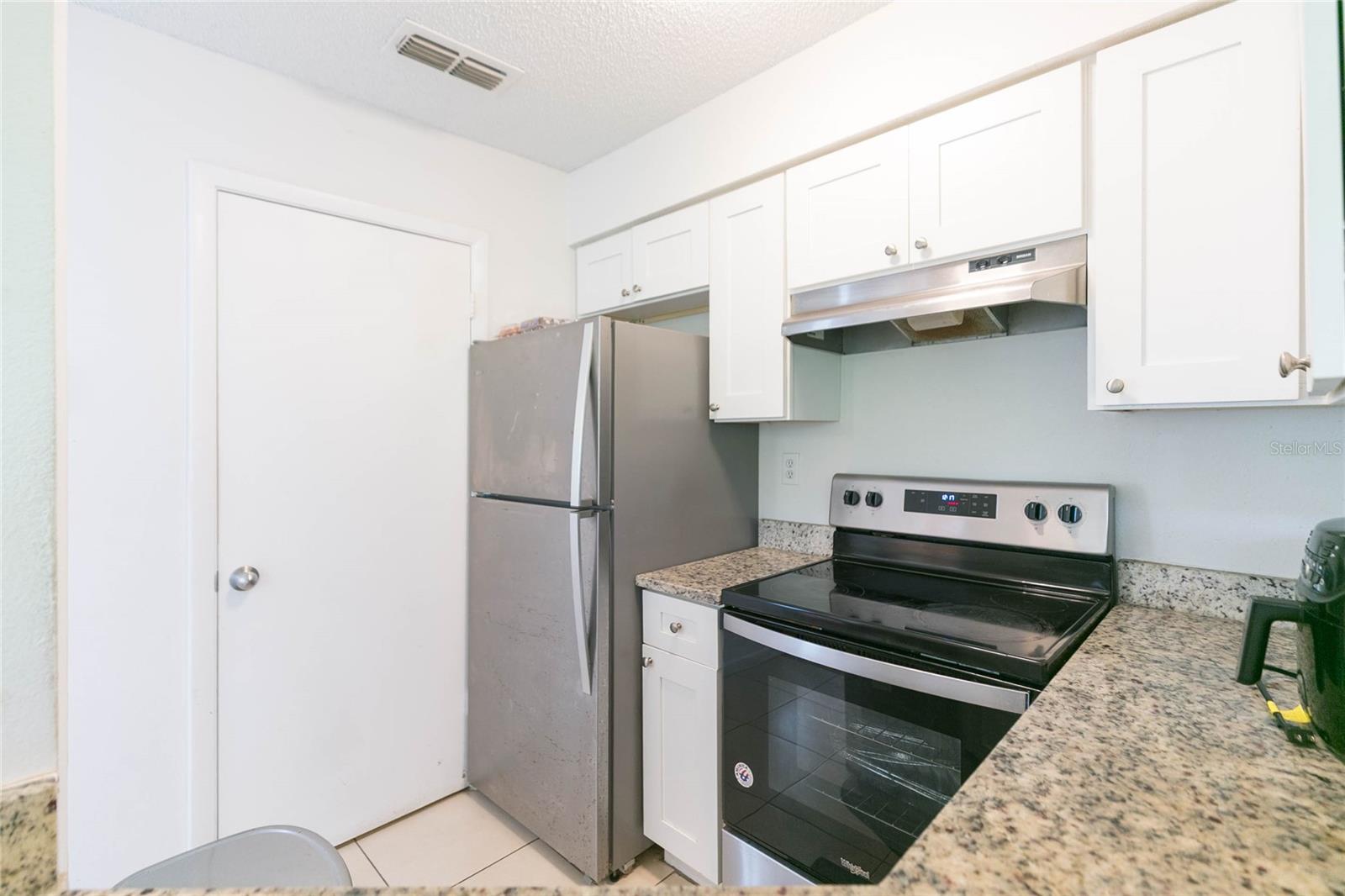8636 MALLARD RESERVE DR #201, TAMPA, FL, 33614