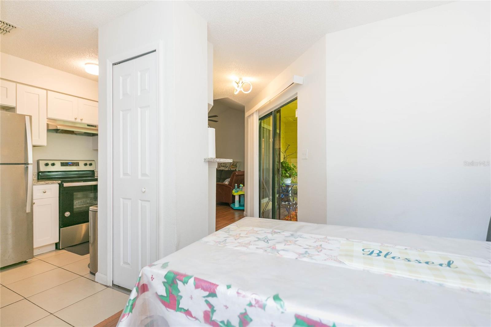 8636 MALLARD RESERVE DR #201, TAMPA, FL, 33614