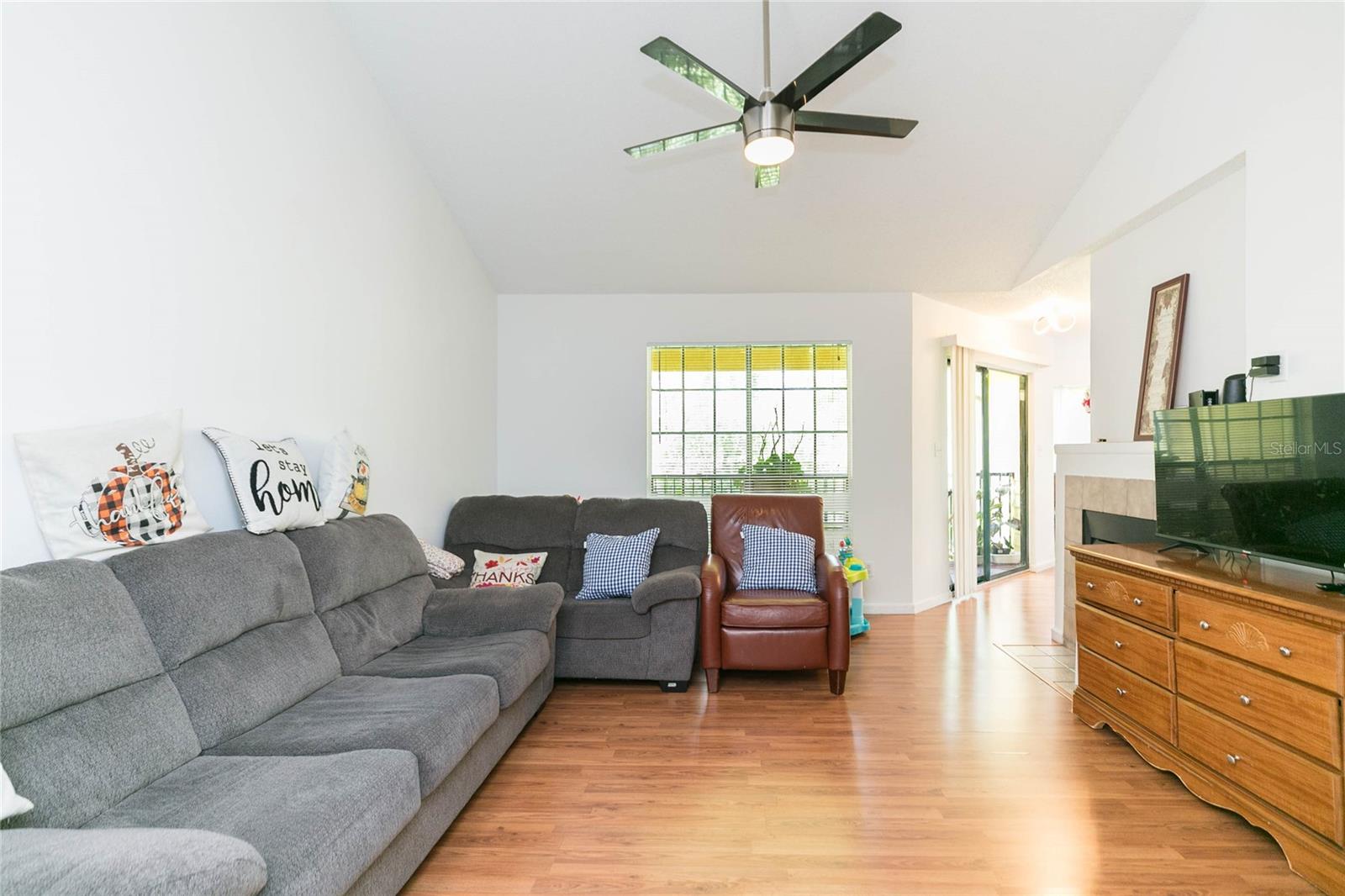 8636 MALLARD RESERVE DR #201, TAMPA, FL, 33614