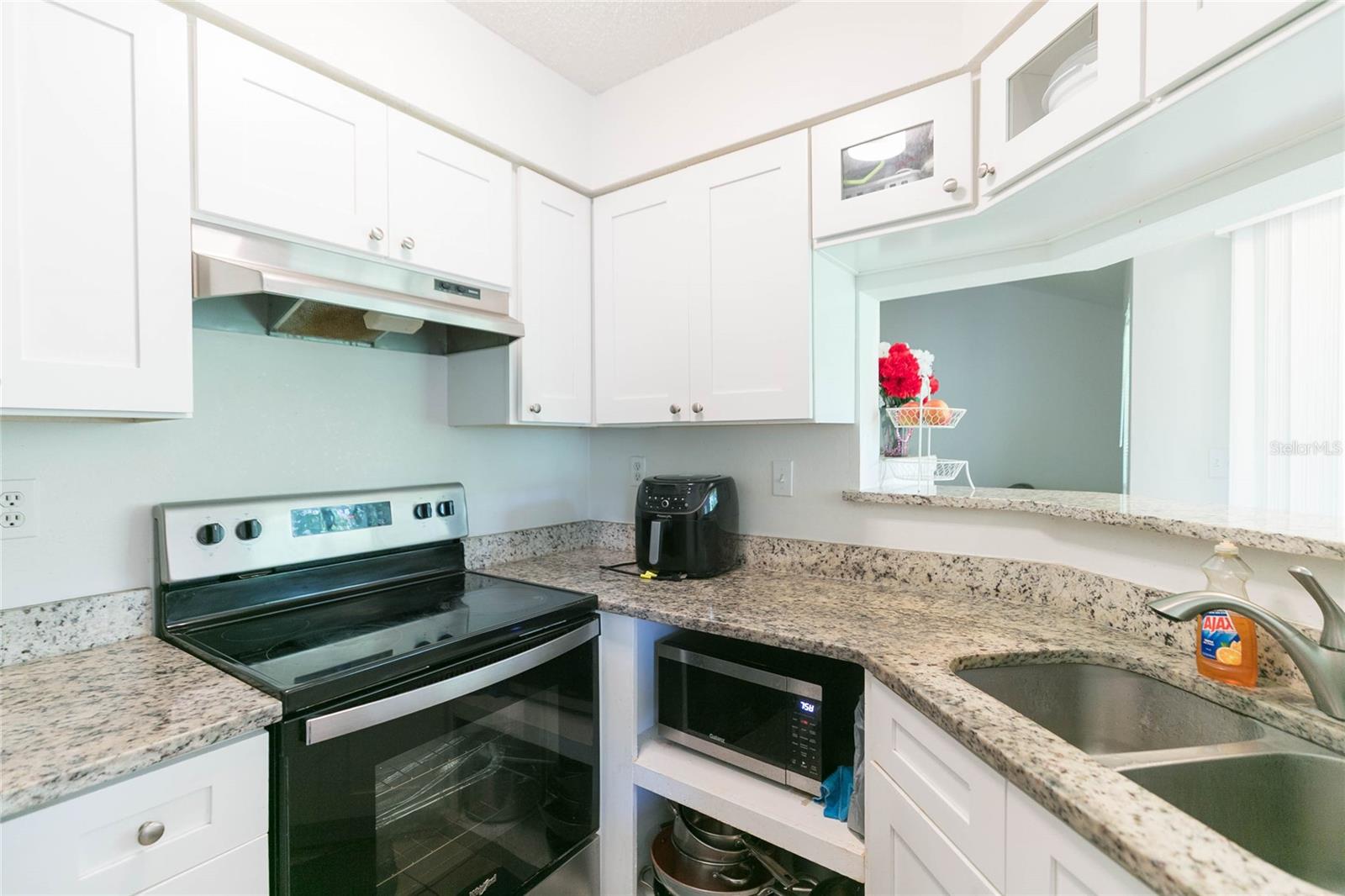 8636 MALLARD RESERVE DR #201, TAMPA, FL, 33614