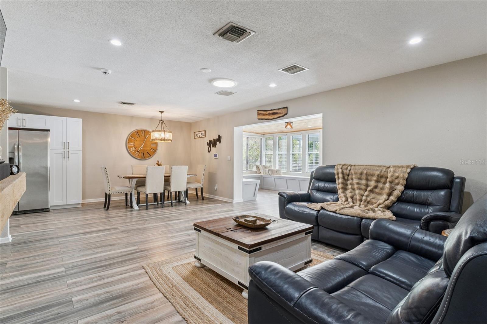 2609 S CRYSTAL LAKE DR, ORLANDO, FL, 32806