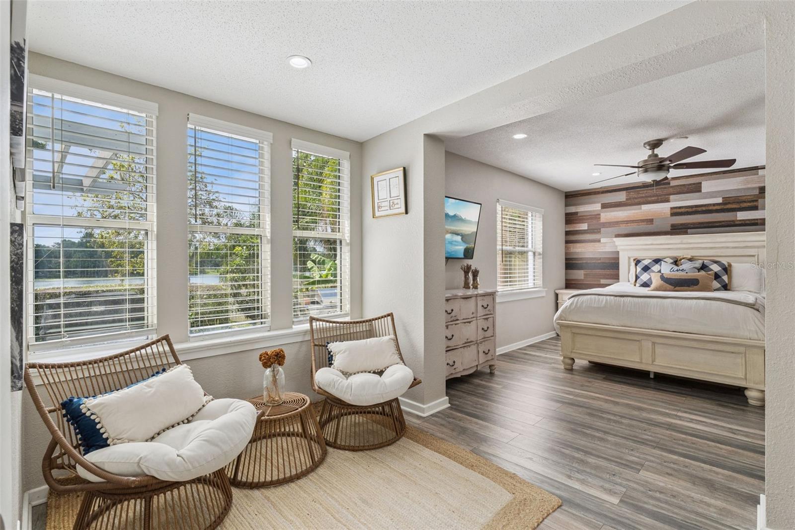 2609 S CRYSTAL LAKE DR, ORLANDO, FL, 32806