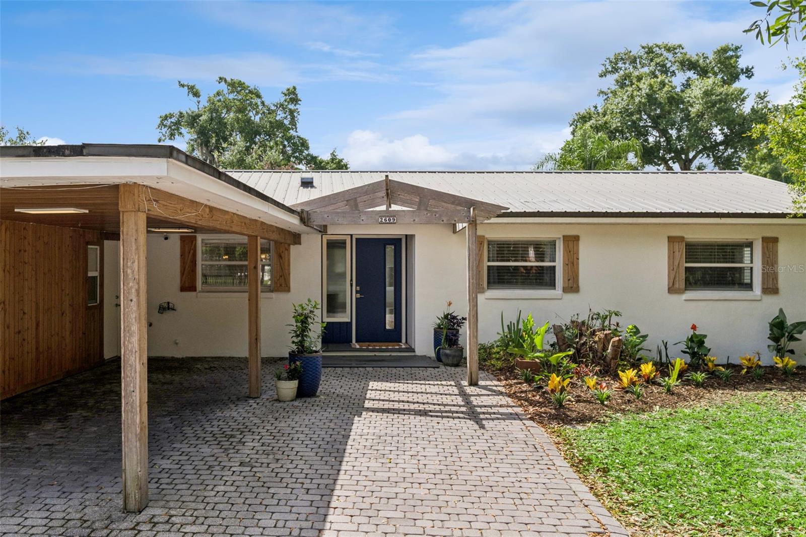 2609 S CRYSTAL LAKE DR, ORLANDO, FL, 32806