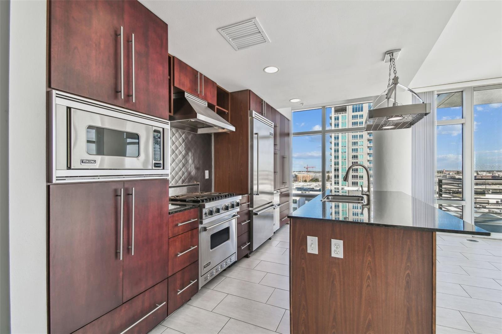1208 E KENNEDY BLVD #1115, TAMPA, FL, 33602