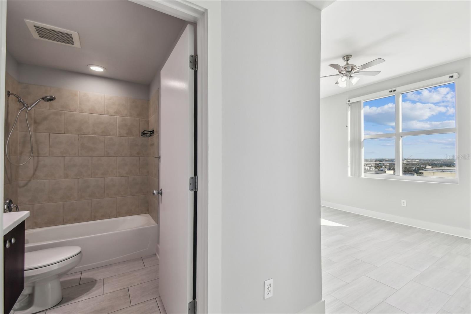 1208 E KENNEDY BLVD #1115, TAMPA, FL, 33602