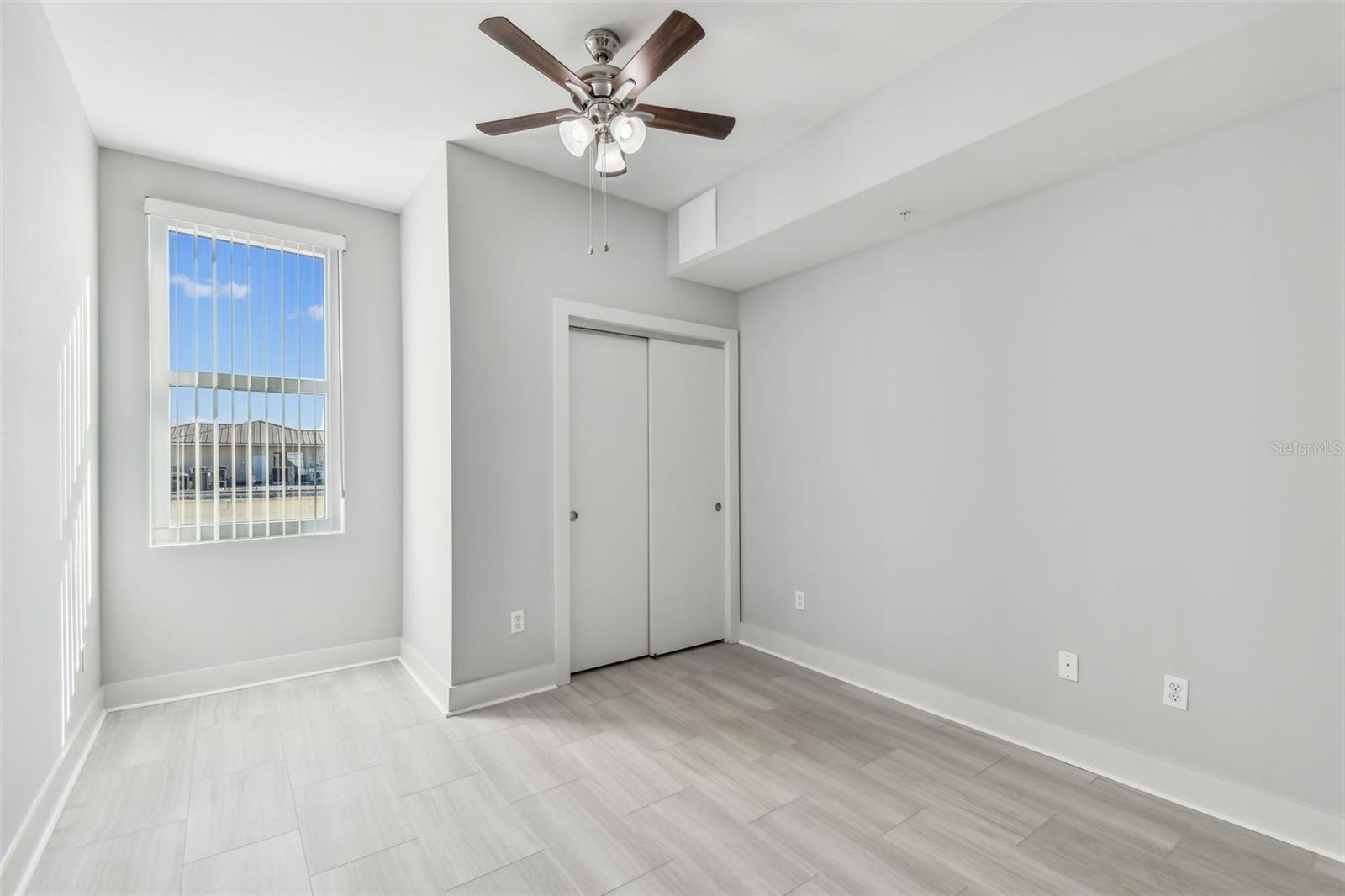 GRAND CENTRAL AT KENNEDY RESID, TAMPA, FL, 33602