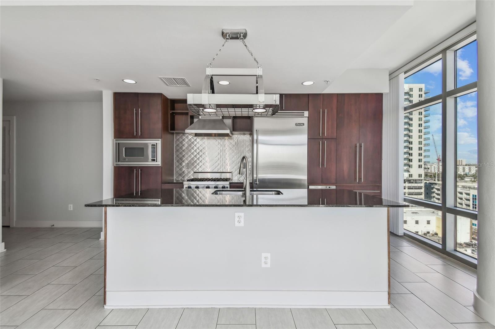 GRAND CENTRAL AT KENNEDY RESID, TAMPA, FL, 33602