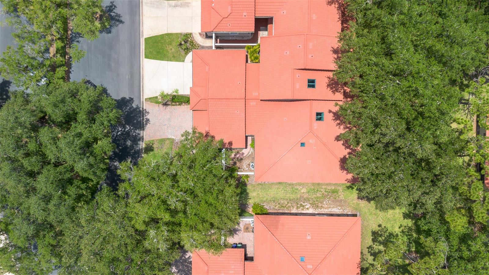8237 BREEZE COVE LN, ORLANDO, FL, 32819