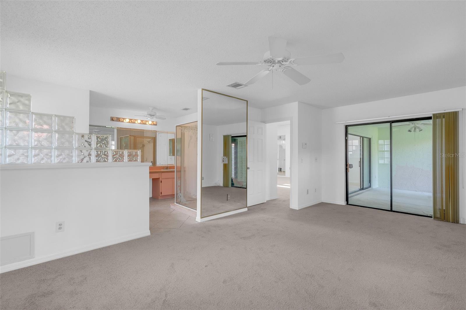 8237 BREEZE COVE LN, ORLANDO, FL, 32819