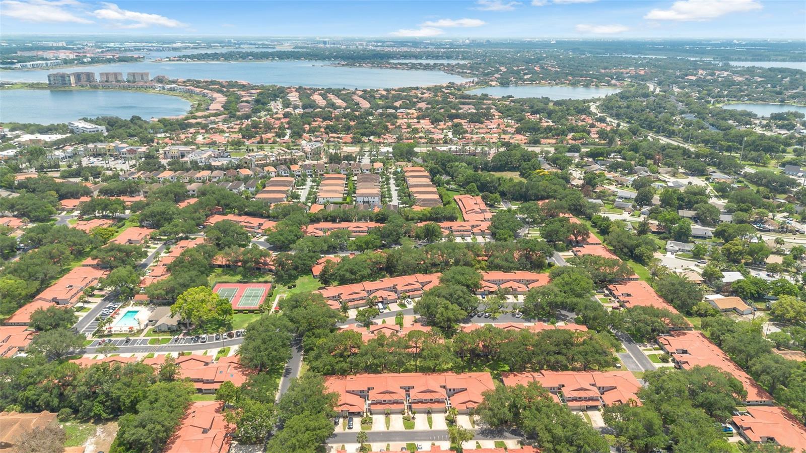8237 BREEZE COVE LN, ORLANDO, FL, 32819