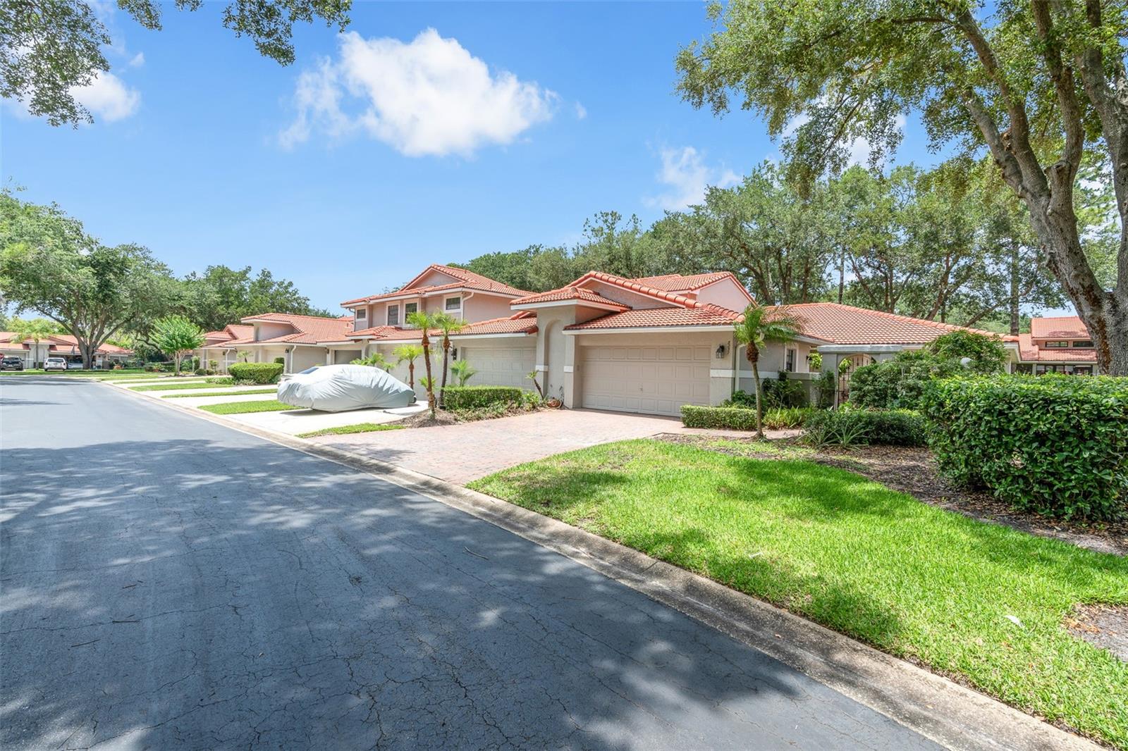 8237 BREEZE COVE LN, ORLANDO, FL, 32819